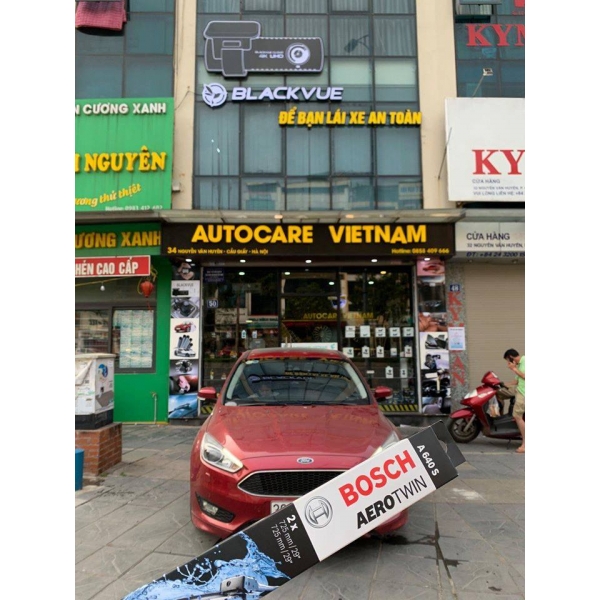 Bộ gạt mưa BOSCH AEROTWIN cho xe Ford Focus 2011 -> 2017 29''x29''